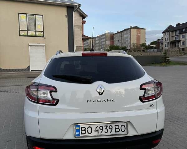 Белый Рено Меган, объемом двигателя 1.46 л и пробегом 316 тыс. км за 6500 $, фото 8 на Automoto.ua