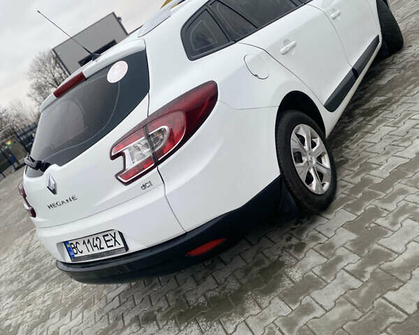 Белый Рено Меган, объемом двигателя 1.46 л и пробегом 232 тыс. км за 5850 $, фото 9 на Automoto.ua