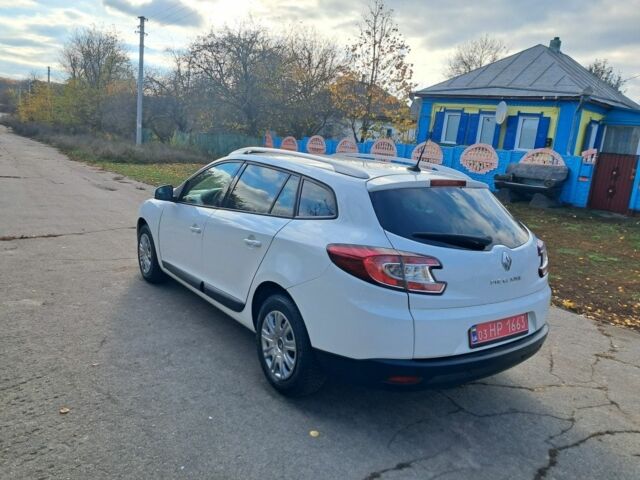 Білий Рено Меган, об'ємом двигуна 1.6 л та пробігом 220 тис. км за 7350 $, фото 2 на Automoto.ua