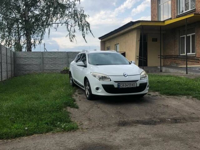 Белый Рено Меган, объемом двигателя 1.5 л и пробегом 257 тыс. км за 6400 $, фото 12 на Automoto.ua