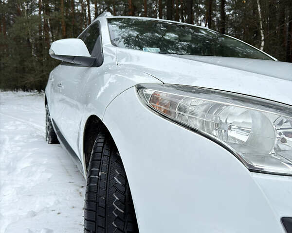 Білий Рено Меган, об'ємом двигуна 1.87 л та пробігом 302 тис. км за 6200 $, фото 15 на Automoto.ua