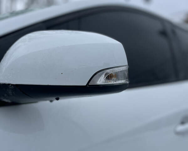 Белый Рено Меган, объемом двигателя 1.46 л и пробегом 289 тыс. км за 5999 $, фото 15 на Automoto.ua