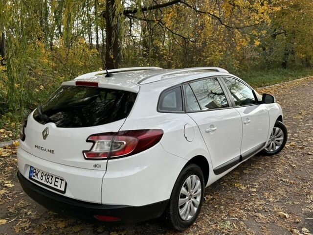 Білий Рено Меган, об'ємом двигуна 1.5 л та пробігом 257 тис. км за 5250 $, фото 5 на Automoto.ua