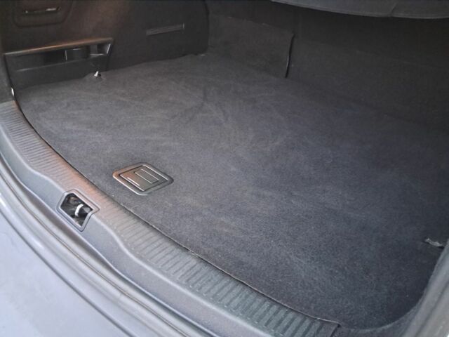 Білий Рено Меган, об'ємом двигуна 1.6 л та пробігом 220 тис. км за 7350 $, фото 15 на Automoto.ua