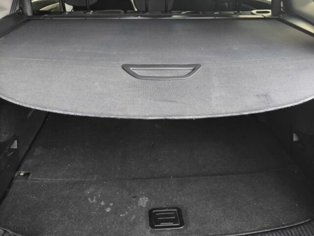 Белый Рено Меган, объемом двигателя 1.5 л и пробегом 269 тыс. км за 7000 $, фото 5 на Automoto.ua