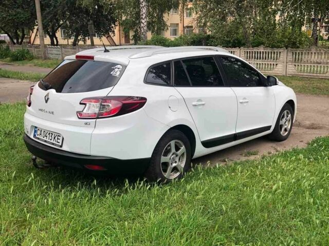 Белый Рено Меган, объемом двигателя 1.5 л и пробегом 257 тыс. км за 6400 $, фото 7 на Automoto.ua