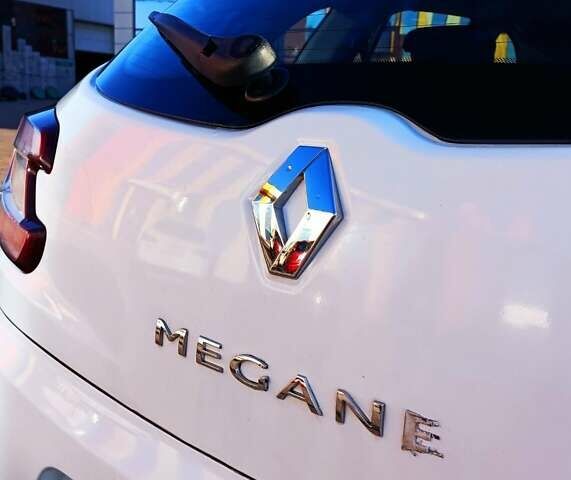 Белый Рено Меган, объемом двигателя 1.46 л и пробегом 258 тыс. км за 6200 $, фото 10 на Automoto.ua