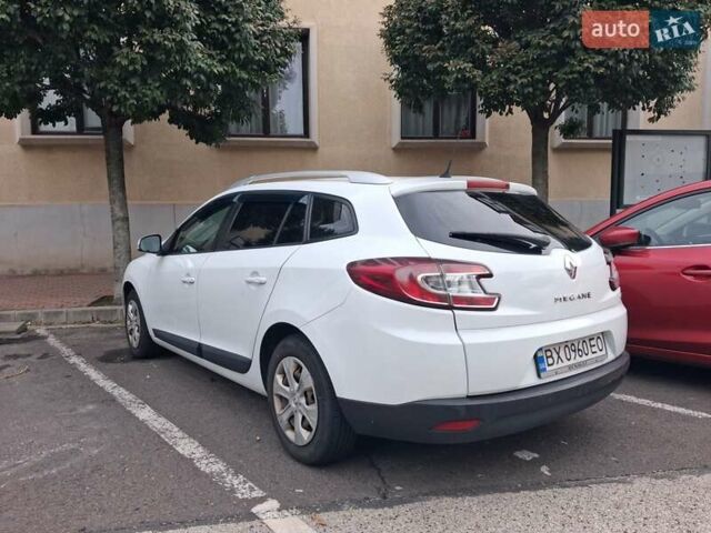 Белый Рено Меган, объемом двигателя 1.5 л и пробегом 288 тыс. км за 6400 $, фото 6 на Automoto.ua