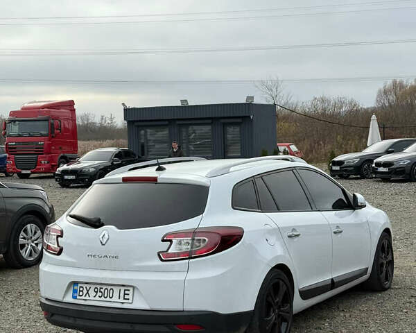 Белый Рено Меган, объемом двигателя 1.87 л и пробегом 295 тыс. км за 6900 $, фото 3 на Automoto.ua