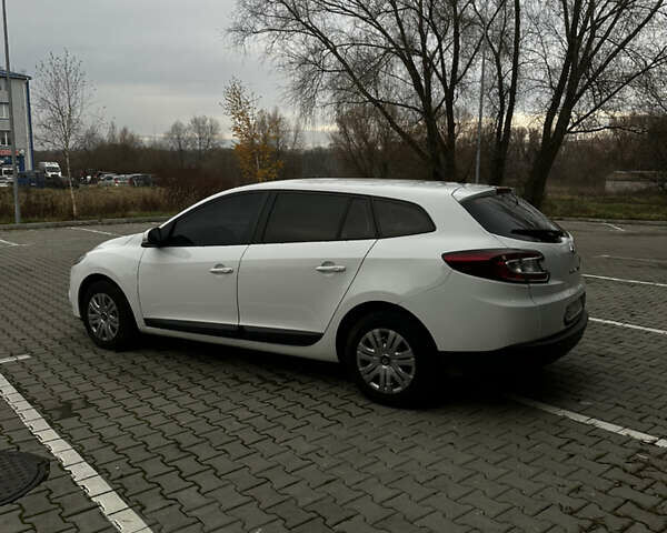 Белый Рено Меган, объемом двигателя 1.46 л и пробегом 289 тыс. км за 6200 $, фото 16 на Automoto.ua