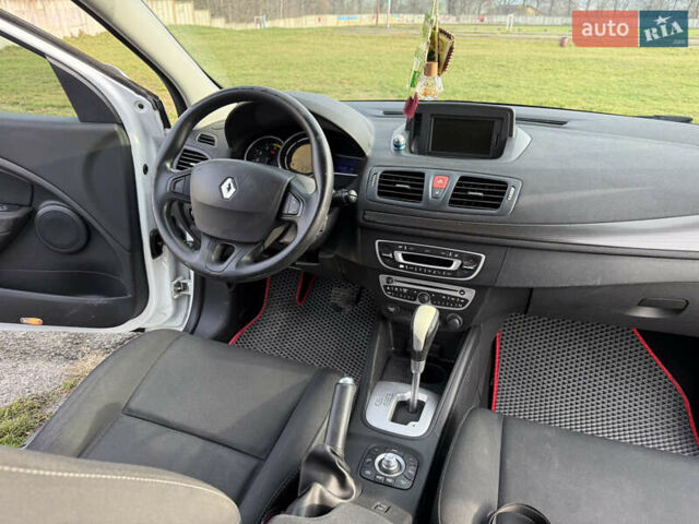 Белый Рено Меган, объемом двигателя 1.46 л и пробегом 299 тыс. км за 6200 $, фото 45 на Automoto.ua