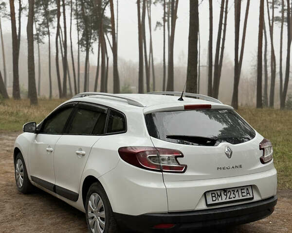 Белый Рено Меган, объемом двигателя 1.6 л и пробегом 255 тыс. км за 7250 $, фото 3 на Automoto.ua