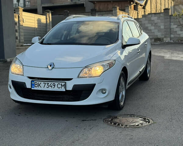 Белый Рено Меган, объемом двигателя 1.46 л и пробегом 298 тыс. км за 6200 $, фото 8 на Automoto.ua