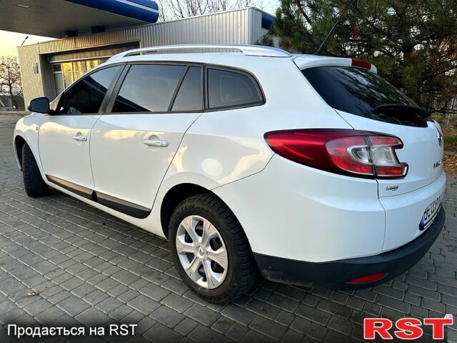 Белый Рено Меган, объемом двигателя 1.5 л и пробегом 240 тыс. км за 7499 $, фото 6 на Automoto.ua