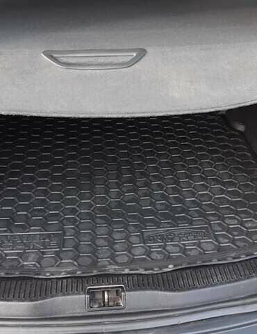 Белый Рено Меган, объемом двигателя 1.5 л и пробегом 197 тыс. км за 7400 $, фото 12 на Automoto.ua