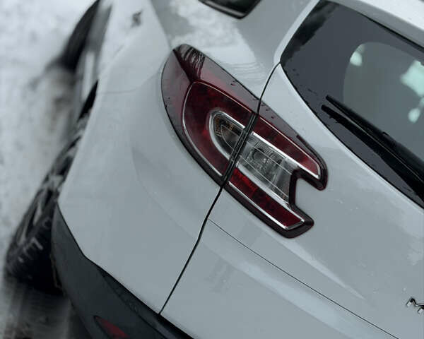 Білий Рено Меган, об'ємом двигуна 1.87 л та пробігом 302 тис. км за 6200 $, фото 10 на Automoto.ua