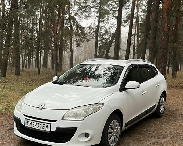 Белый Рено Меган, объемом двигателя 1.6 л и пробегом 255 тыс. км за 7250 $, фото 2 на Automoto.ua