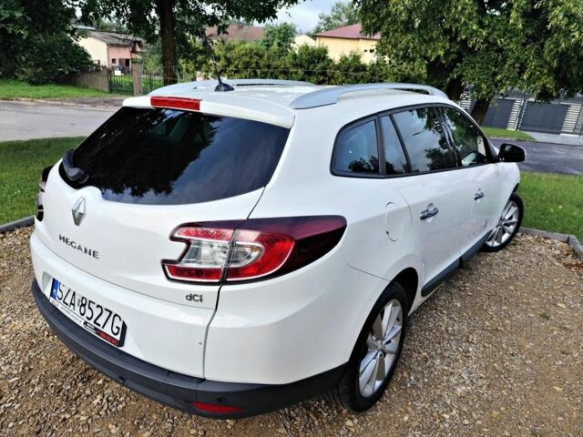 Білий Рено Меган, об'ємом двигуна 2 л та пробігом 248 тис. км за 2300 $, фото 1 на Automoto.ua