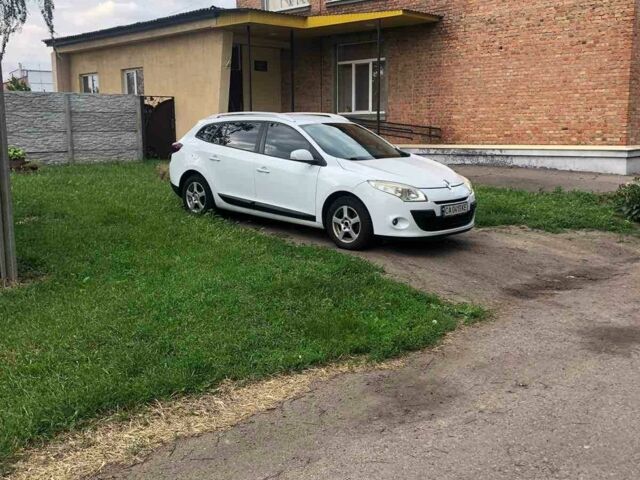Белый Рено Меган, объемом двигателя 1.5 л и пробегом 257 тыс. км за 6400 $, фото 9 на Automoto.ua