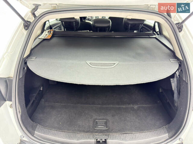 Білий Рено Меган, об'ємом двигуна 1.87 л та пробігом 302 тис. км за 6200 $, фото 26 на Automoto.ua