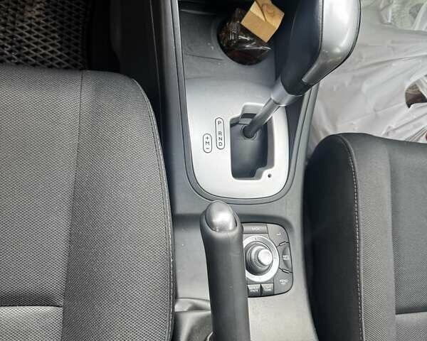 Рено Меган 2010 в Житомире на Automoto.ua Белый Рено Меган, объемом двигателя 1.46 л и пробегом 173 тыс. км за 6700 $, фото 9 на Automoto.ua
