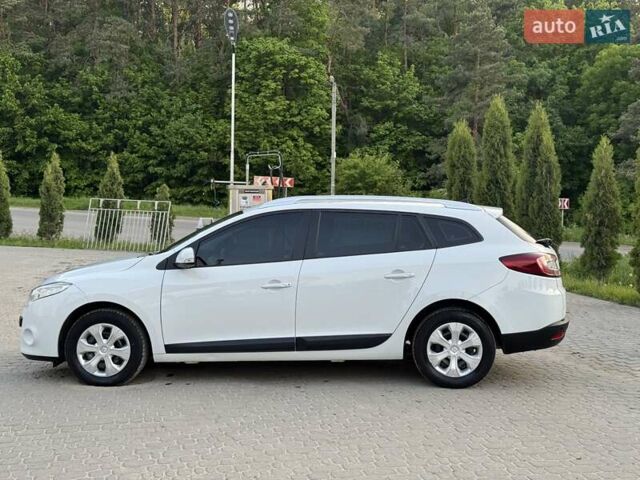 Белый Рено Меган, объемом двигателя 1.46 л и пробегом 316 тыс. км за 6500 $, фото 4 на Automoto.ua