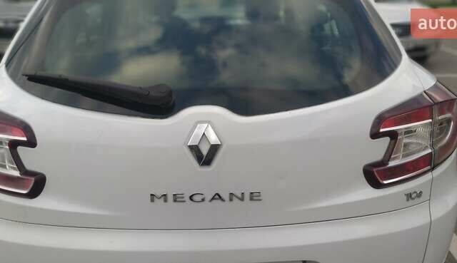 Білий Рено Меган, об'ємом двигуна 1.4 л та пробігом 235 тис. км за 7600 $, фото 6 на Automoto.ua