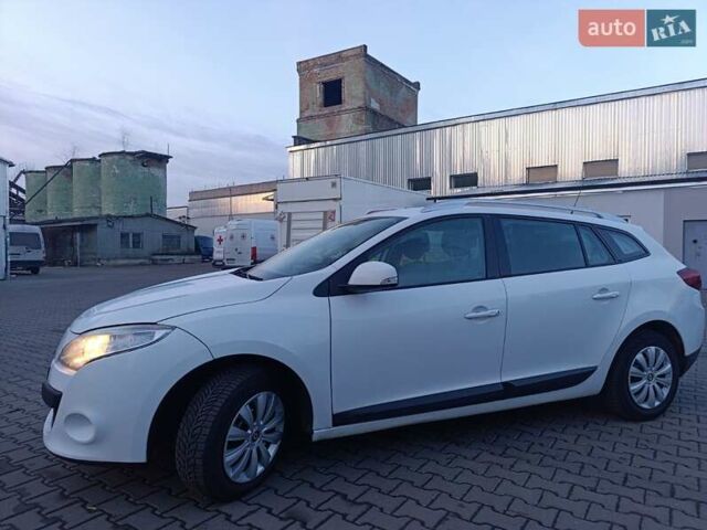 Белый Рено Меган, объемом двигателя 1.46 л и пробегом 258 тыс. км за 6200 $, фото 41 на Automoto.ua