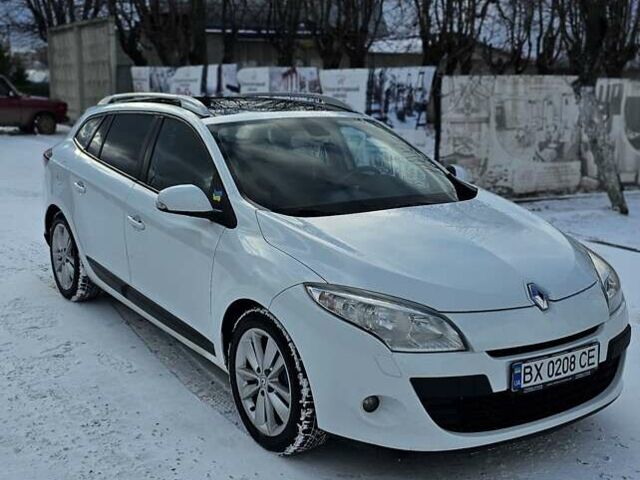 Білий Рено Меган, об'ємом двигуна 1.46 л та пробігом 232 тис. км за 7200 $, фото 3 на Automoto.ua