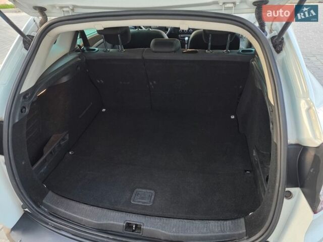 Белый Рено Меган, объемом двигателя 1.5 л и пробегом 199 тыс. км за 6899 $, фото 30 на Automoto.ua