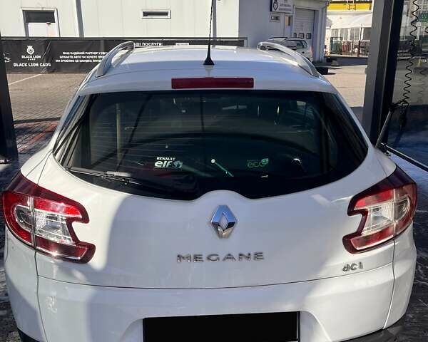 Белый Рено Меган, объемом двигателя 1.46 л и пробегом 262 тыс. км за 7100 $, фото 1 на Automoto.ua