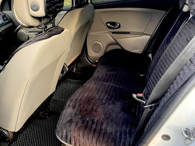 Білий Рено Меган, об'ємом двигуна 1.5 л та пробігом 265 тис. км за 6000 $, фото 3 на Automoto.ua