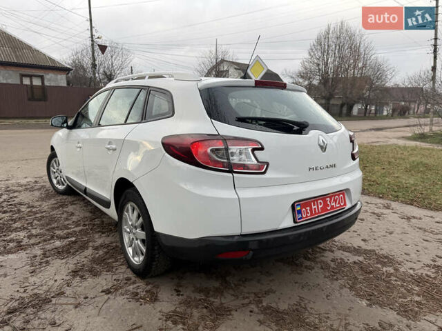 Белый Рено Меган, объемом двигателя 1.6 л и пробегом 211 тыс. км за 7399 $, фото 14 на Automoto.ua