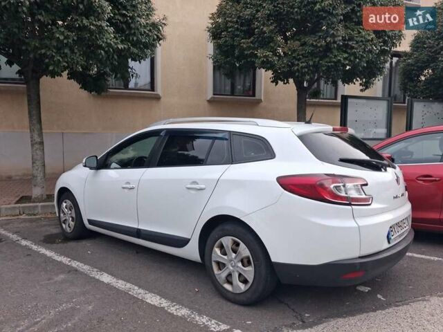 Белый Рено Меган, объемом двигателя 1.5 л и пробегом 288 тыс. км за 6400 $, фото 4 на Automoto.ua