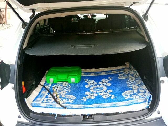 Белый Рено Меган, объемом двигателя 1.5 л и пробегом 11 тыс. км за 6800 $, фото 2 на Automoto.ua