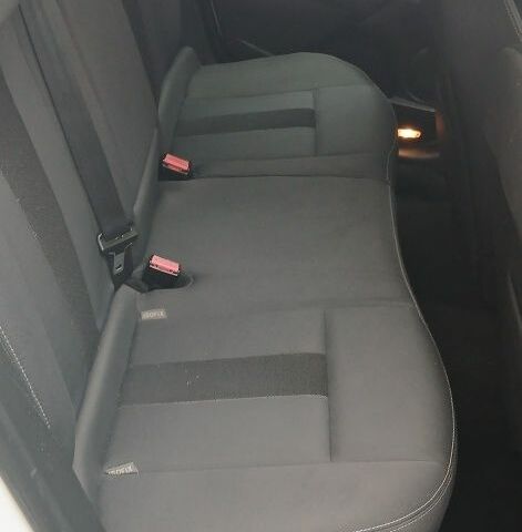 Білий Рено Меган, об'ємом двигуна 1.6 л та пробігом 240 тис. км за 7400 $, фото 7 на Automoto.ua