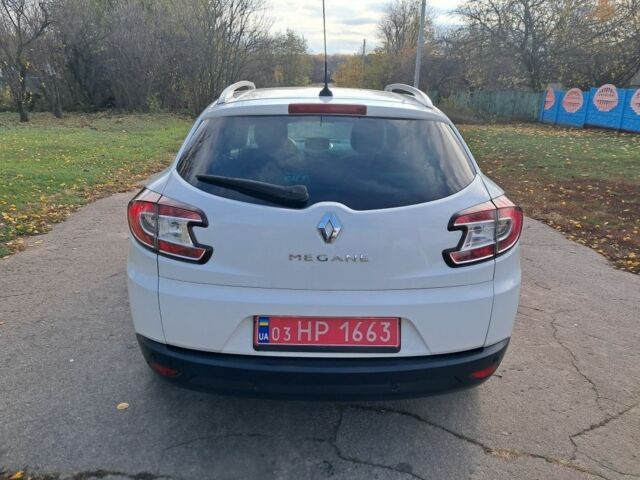 Білий Рено Меган, об'ємом двигуна 1.6 л та пробігом 220 тис. км за 7350 $, фото 3 на Automoto.ua