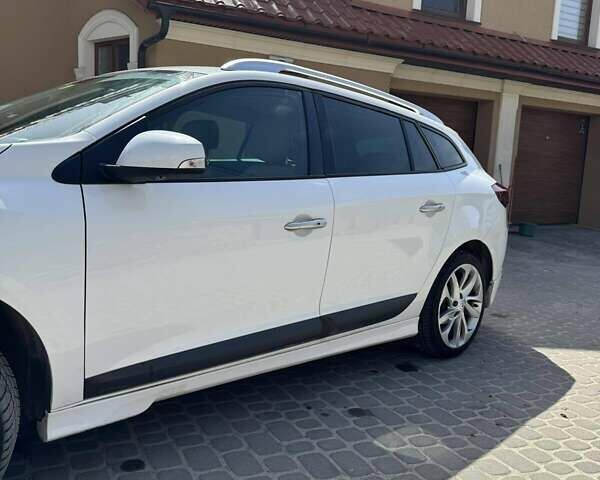 Білий Рено Меган, об'ємом двигуна 2 л та пробігом 230 тис. км за 7600 $, фото 3 на Automoto.ua