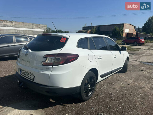 Белый Рено Меган, объемом двигателя 1.46 л и пробегом 339 тыс. км за 5300 $, фото 9 на Automoto.ua