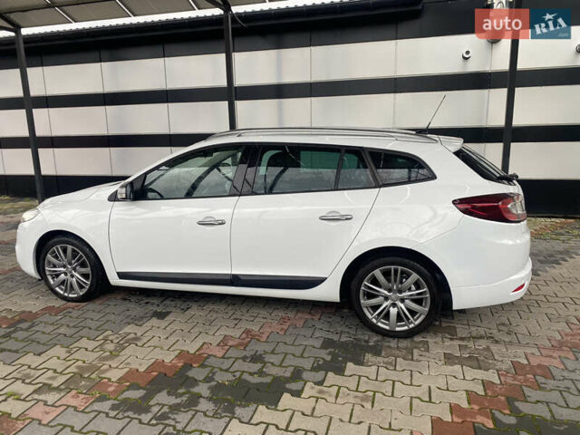 Белый Рено Меган, объемом двигателя 1.5 л и пробегом 150 тыс. км за 8500 $, фото 11 на Automoto.ua