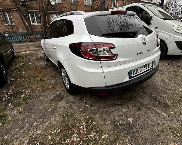 Белый Рено Меган, объемом двигателя 1.46 л и пробегом 255 тыс. км за 7500 $, фото 19 на Automoto.ua