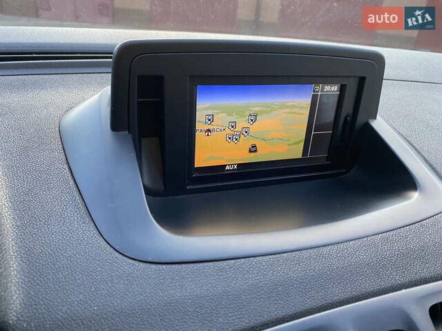 Белый Рено Меган, объемом двигателя 1.46 л и пробегом 240 тыс. км за 6900 $, фото 30 на Automoto.ua