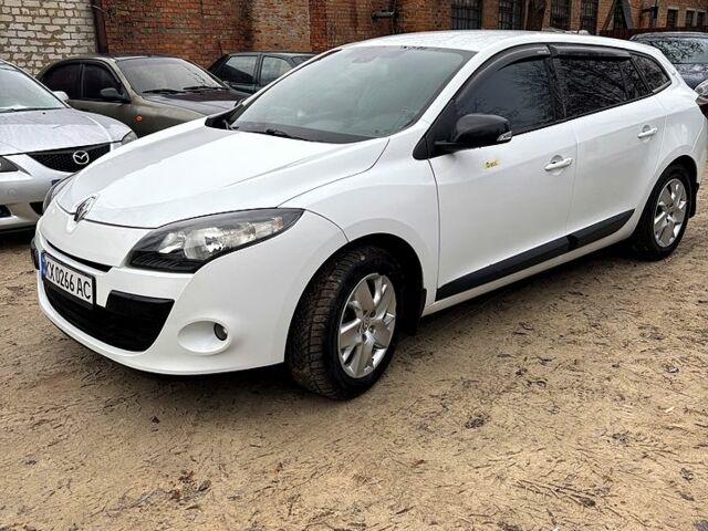 Білий Рено Меган, об'ємом двигуна 1.5 л та пробігом 246 тис. км за 5900 $, фото 3 на Automoto.ua