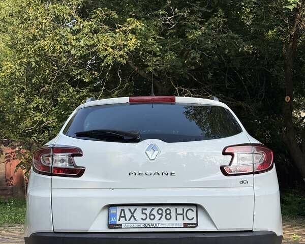 Білий Рено Меган, об'ємом двигуна 1.46 л та пробігом 156 тис. км за 7500 $, фото 5 на Automoto.ua