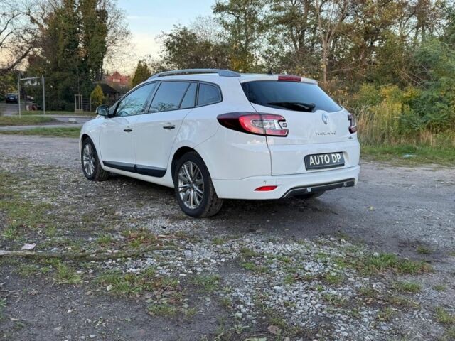 Білий Рено Меган, об'ємом двигуна 1.9 л та пробігом 272 тис. км за 3999 $, фото 2 на Automoto.ua