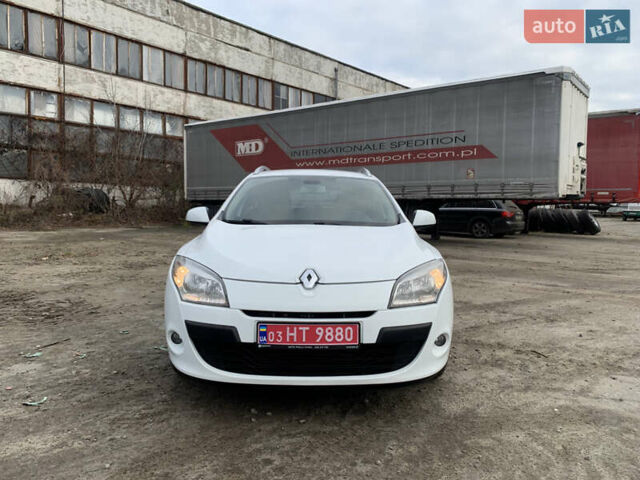Белый Рено Меган, объемом двигателя 1.5 л и пробегом 221 тыс. км за 7200 $, фото 9 на Automoto.ua