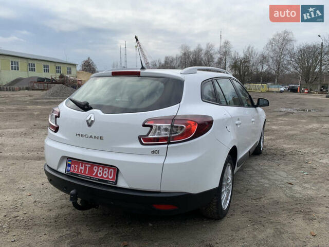 Белый Рено Меган, объемом двигателя 1.5 л и пробегом 221 тыс. км за 7200 $, фото 13 на Automoto.ua