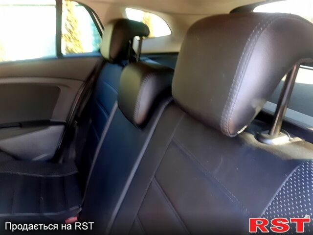 Белый Рено Меган, объемом двигателя 1.5 л и пробегом 280 тыс. км за 6750 $, фото 10 на Automoto.ua