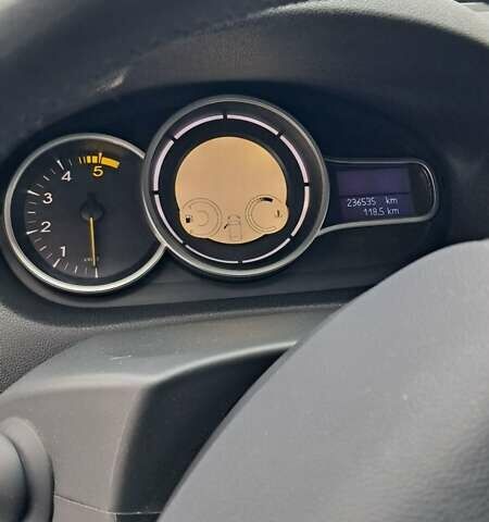 Белый Рено Меган, объемом двигателя 1.46 л и пробегом 236 тыс. км за 7500 $, фото 5 на Automoto.ua