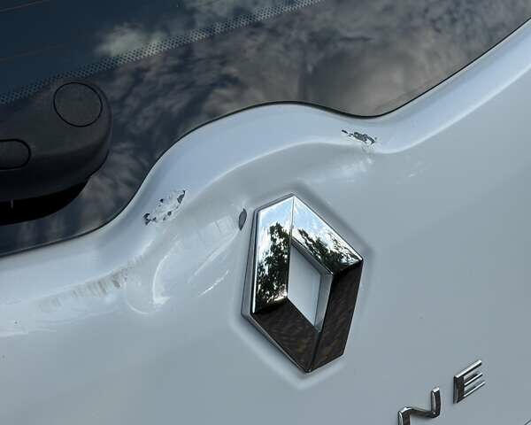 Білий Рено Меган, об'ємом двигуна 1.46 л та пробігом 156 тис. км за 7500 $, фото 8 на Automoto.ua